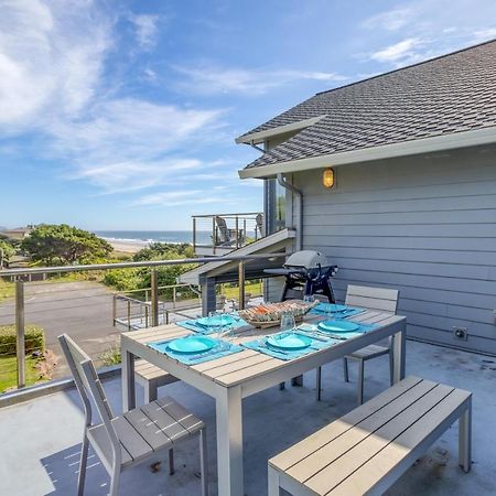 Breakwater Beach House Lincoln City Exterior photo
